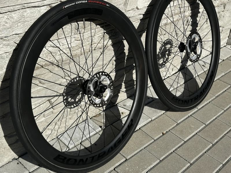 Bontrager Aeolus Elite 50 – top stav, připravené na jízdu