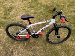 Btwin Rocrkider 300 24´´