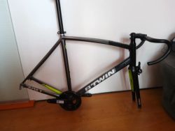 Rám pro ráfkové brzdy B-twin