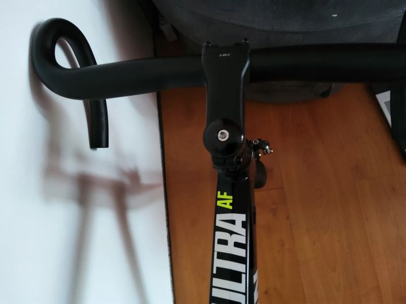 Rám pro ráfkové brzdy B-twin