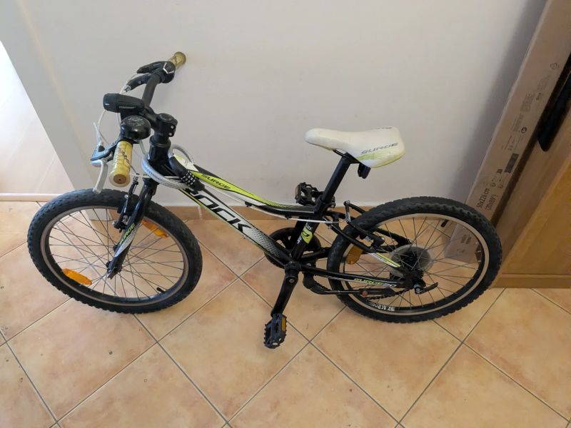 Rock Machine Surge 20