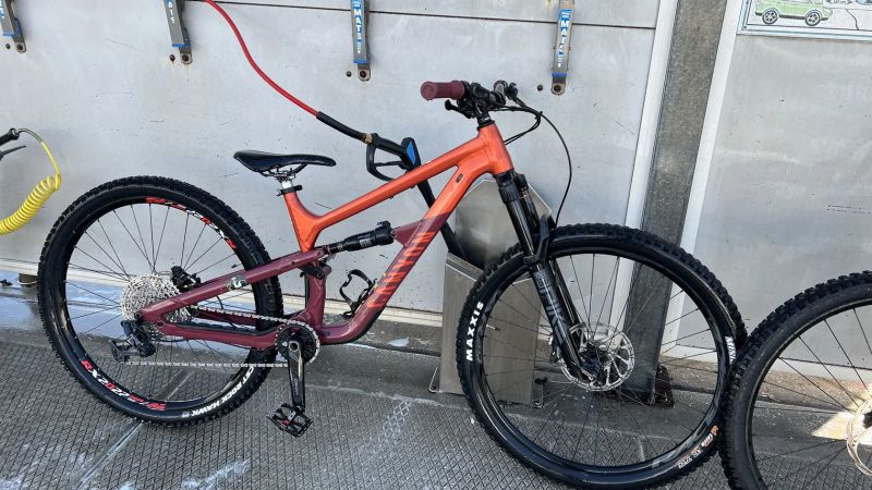 Canyon spectral al125