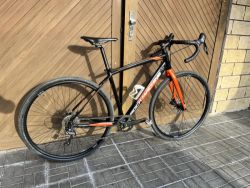 Rock Machine Gravelride 200