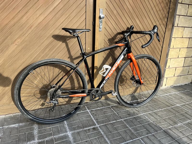 Rock Machine Gravelride 200