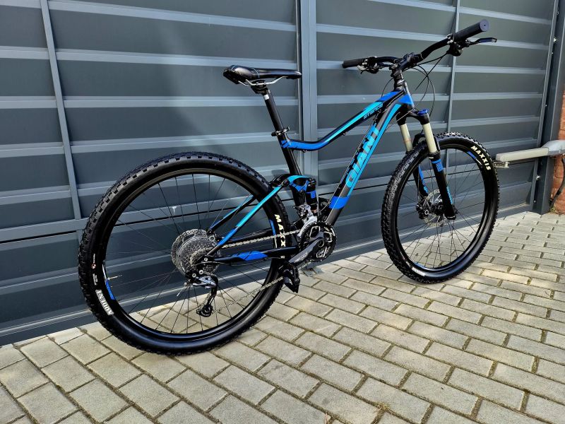 (69)Celoodpružené kolo Giant Air 27,5"