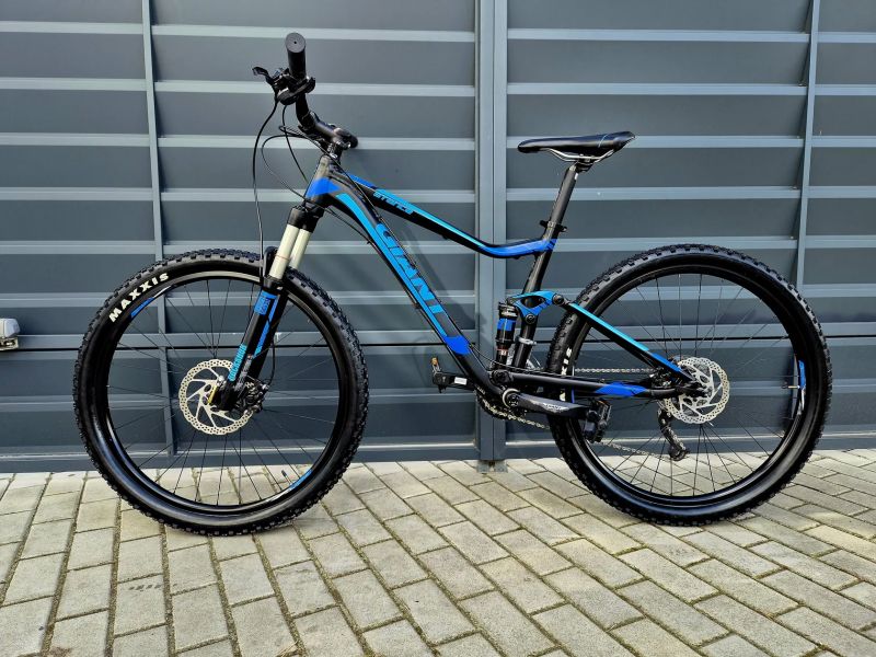 (69)Celoodpružené kolo Giant Air 27,5"