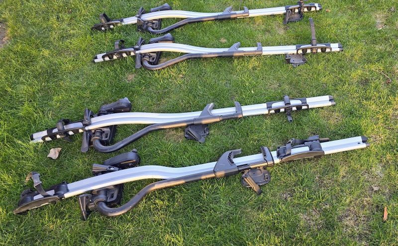 Držáky kol na střechu auta Thule 4ks