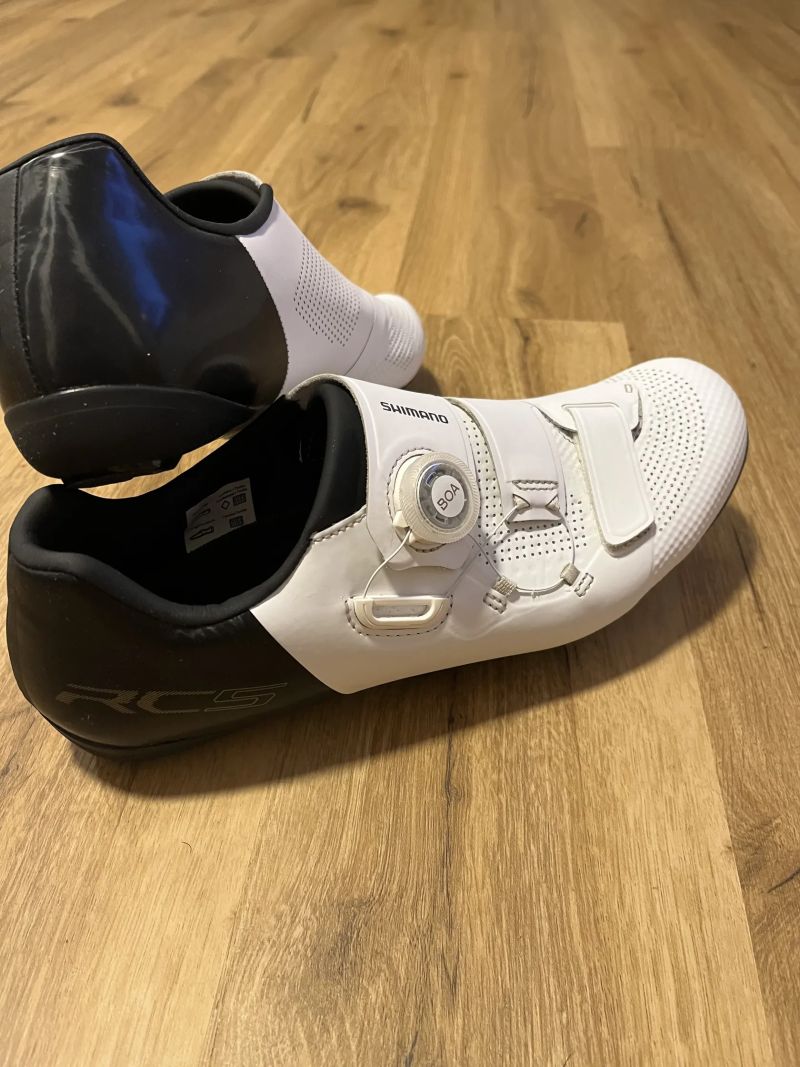 Tretry Shimano SH-RC502MW