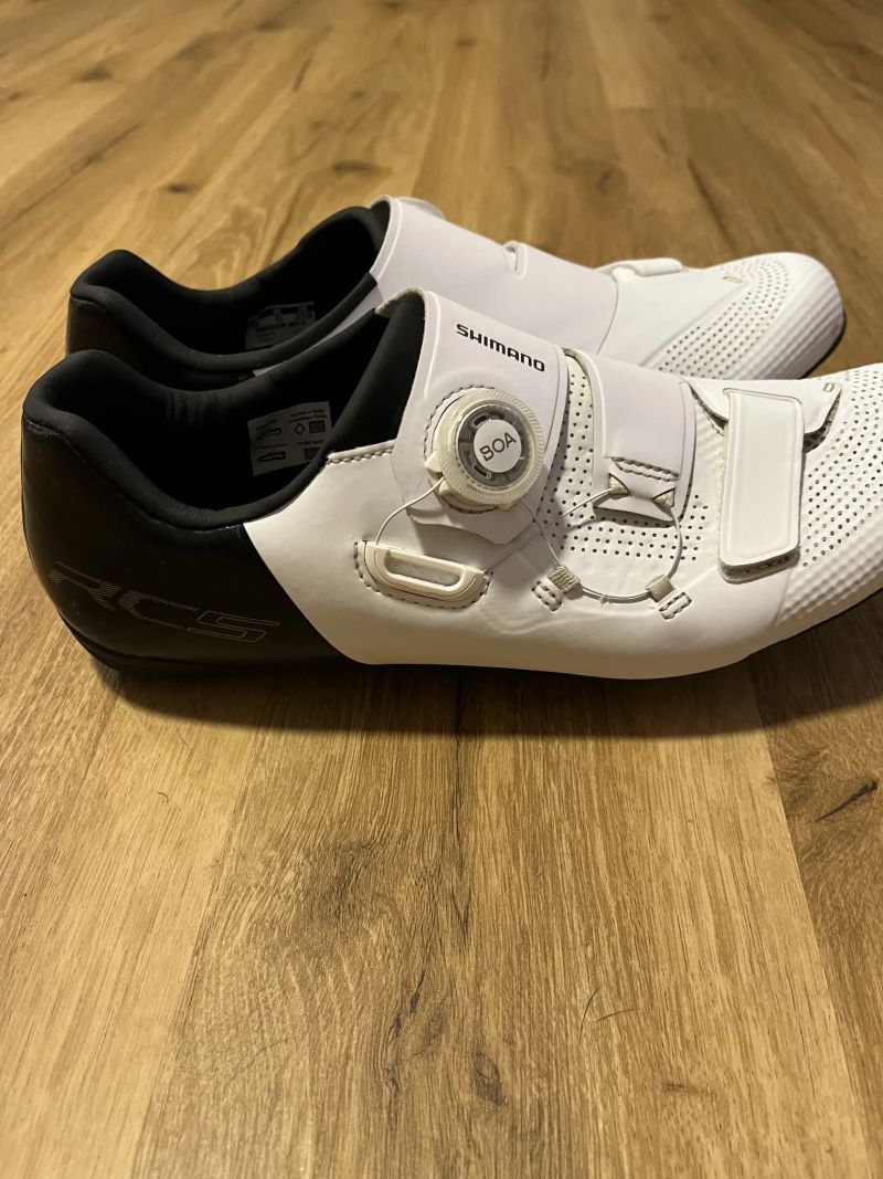 Tretry Shimano SH-RC502MW