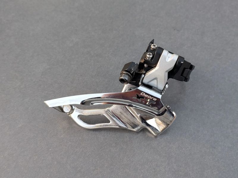 přesmykač Shimano XT 3x9