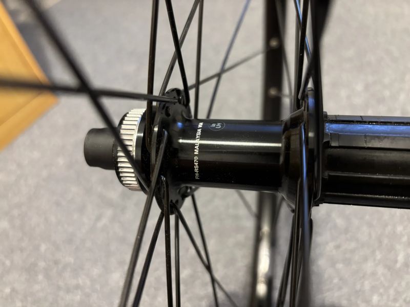 Zapletené gravel kola - Ráfky Ryde / náboje Shimano RS470