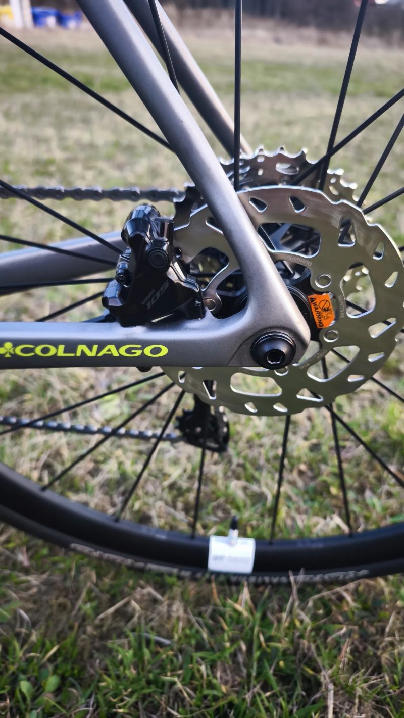 Silniční kolo Colnago CLX disc (úplně nová elektrická sada Di2 2x12)