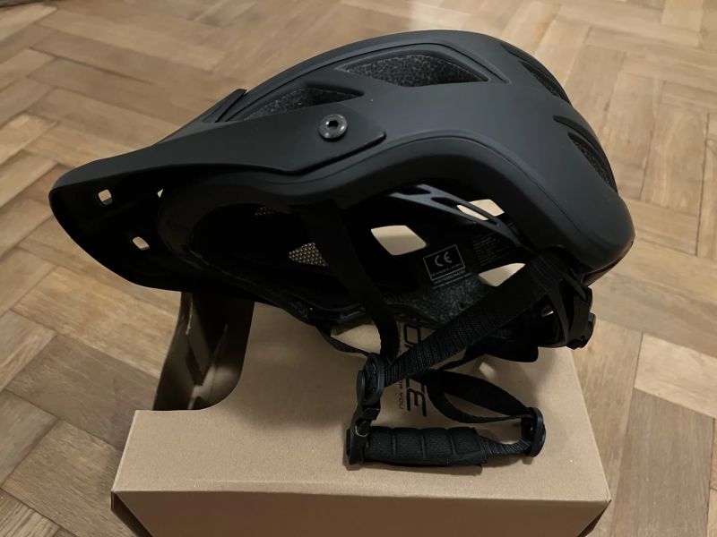 Přilba FORCE IBEX MTB, černá, matná, unisex