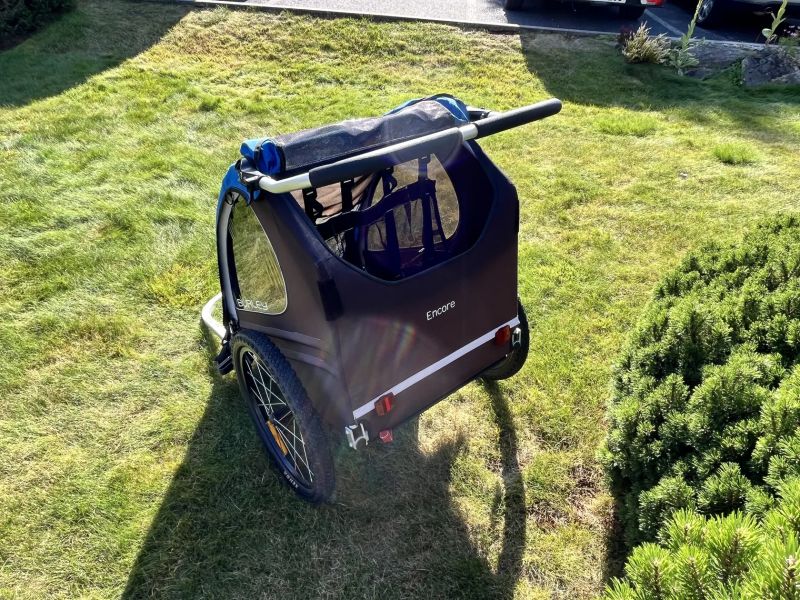 BURLEY ENCORE dětský vozík (poškozený zip)