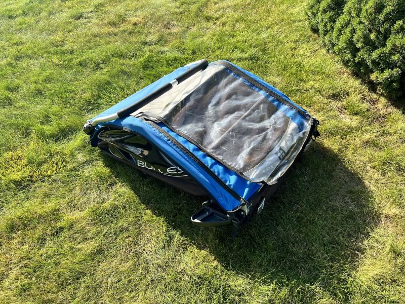 BURLEY ENCORE dětský vozík (poškozený zip)