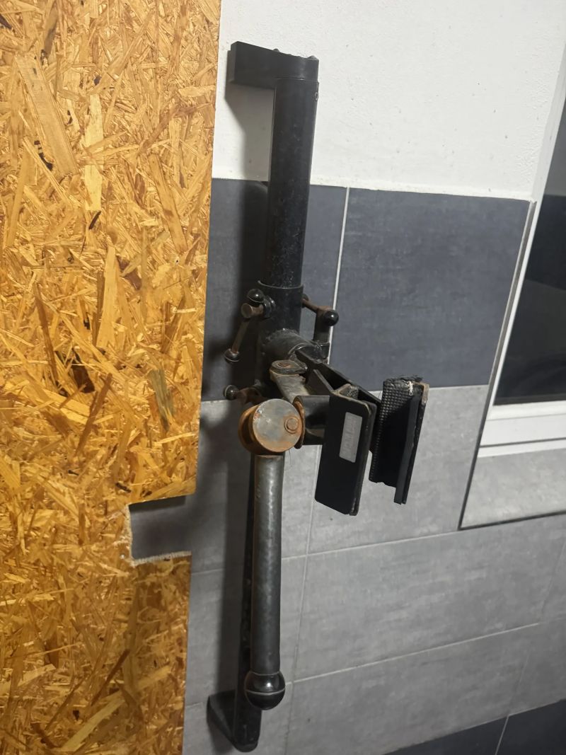 Montážní stojan na zeď Cyklonářadí