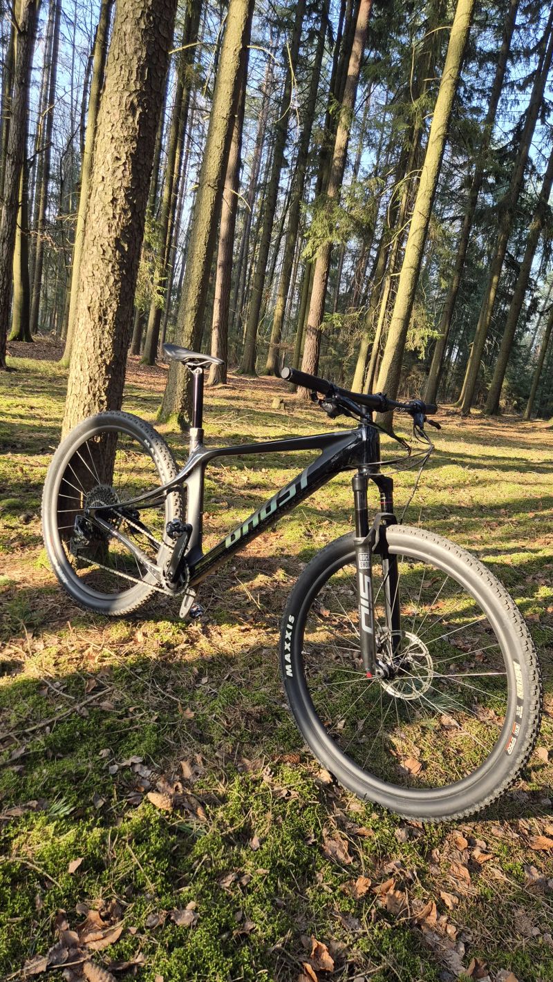 Ghost Lector replica top stav,300km najeto