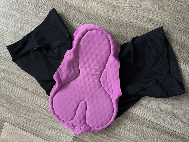 Assos UMA GT vel. S, dámská sada dres a krat´asy