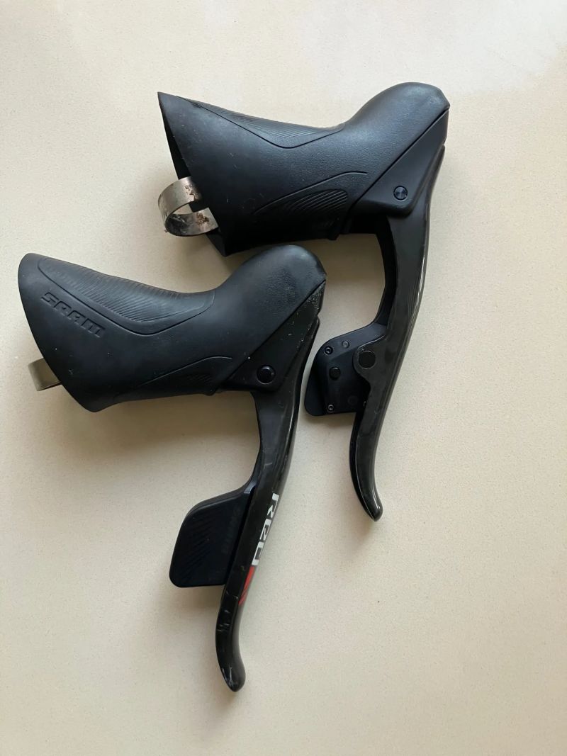 Brzdové páky Sram Red eTap 11s