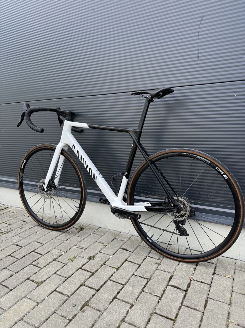 Canyon Ultimate CF SL 7