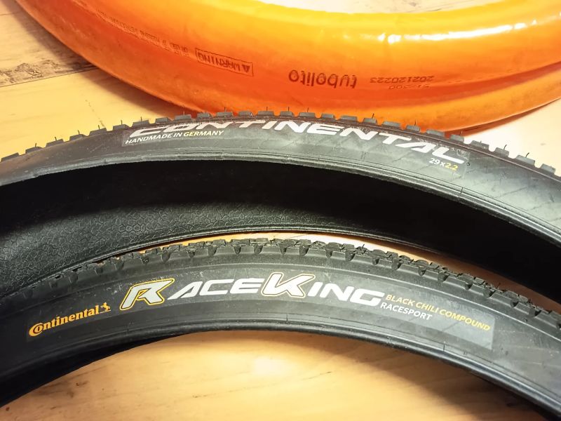 Continental Race King ReceSport 29x2,2" (jen cca 500 g)