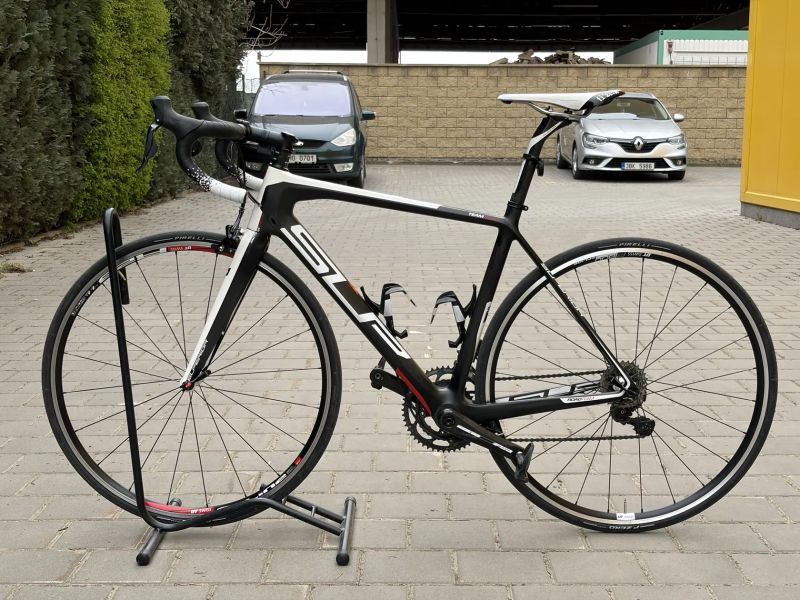 Superior Team Road – karbon 54,5 Ultegra Di2