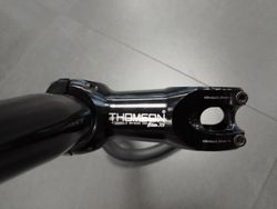 Přestavec Thomson + řídítka Salsa