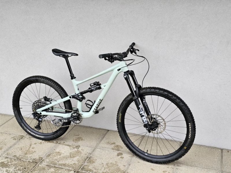 Specialized Status 160