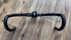 Prodám silniční oblouky + představec Specialized S-works