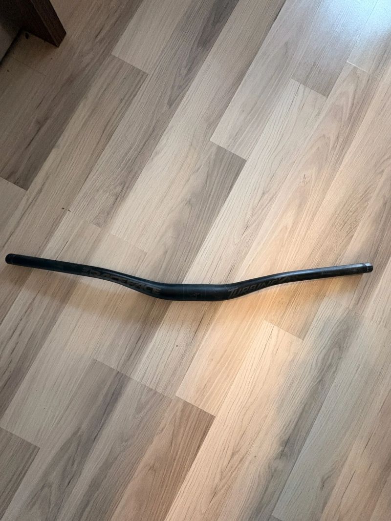 Race Face Turbine R 35mm 5% up / 8% back 760mm