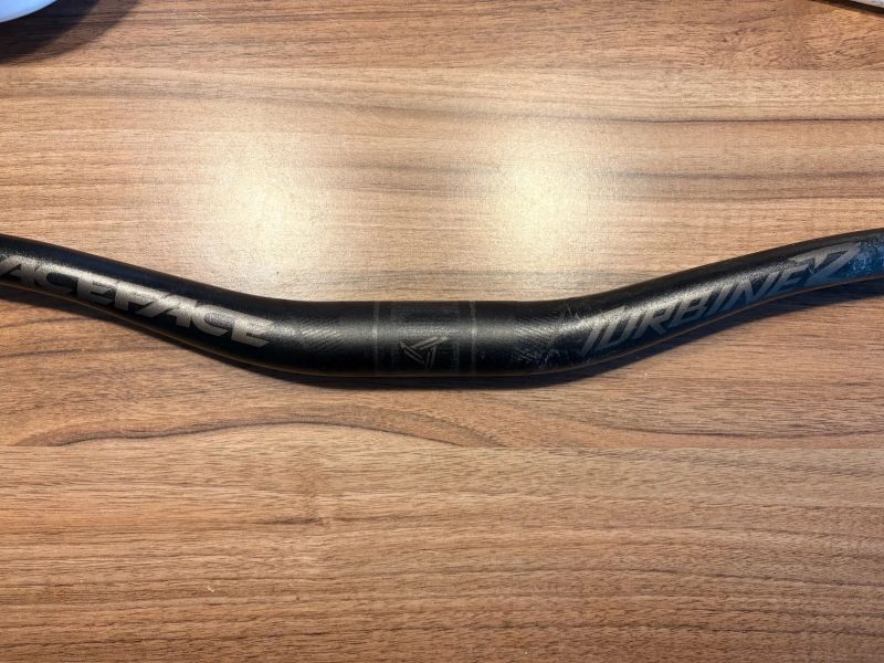 Race Face Turbine R 35mm 5% up / 8% back 760mm