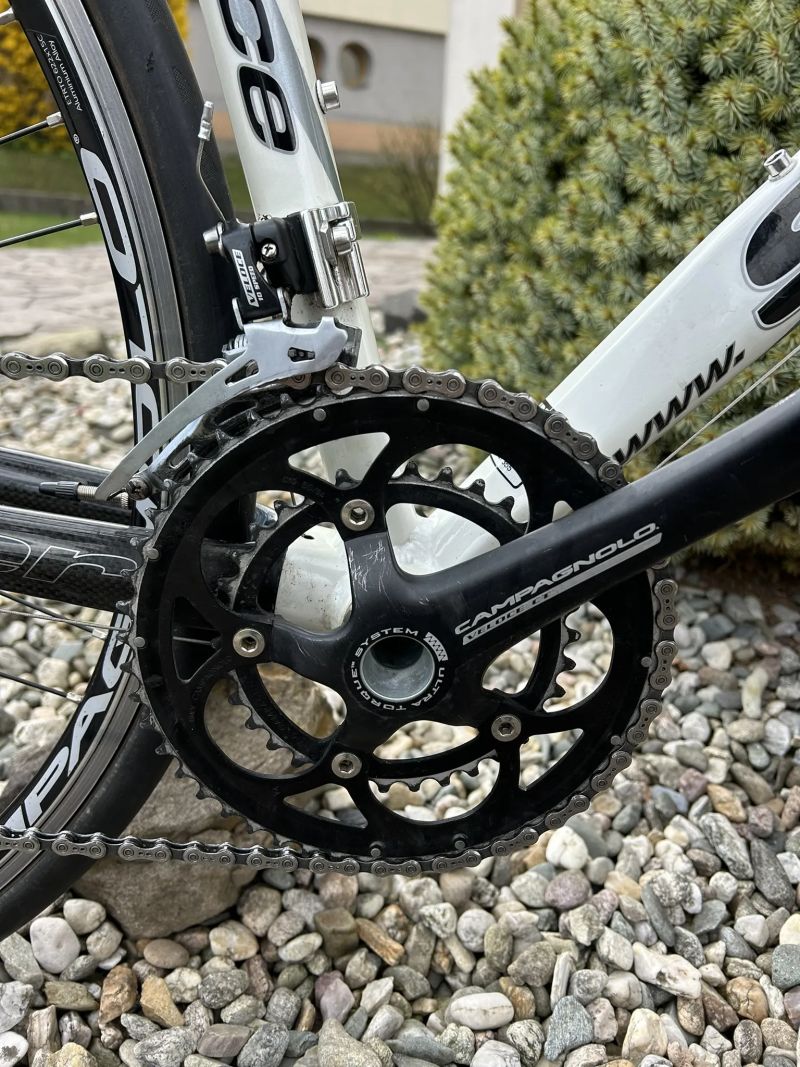 Šírer X-Race 702 carbon