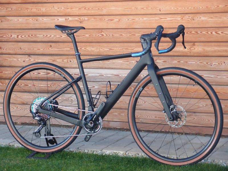 Carbon Gravel Custom 2026, Shimano GRX 1x12, S/M (170-180cm), 8,9 kg