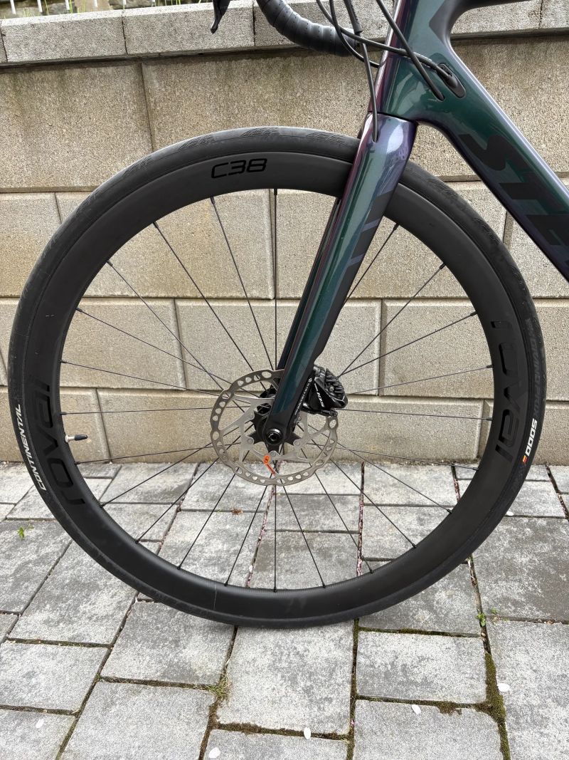 Stevens Izoard Disc 2022 wattmetr +Roval C38