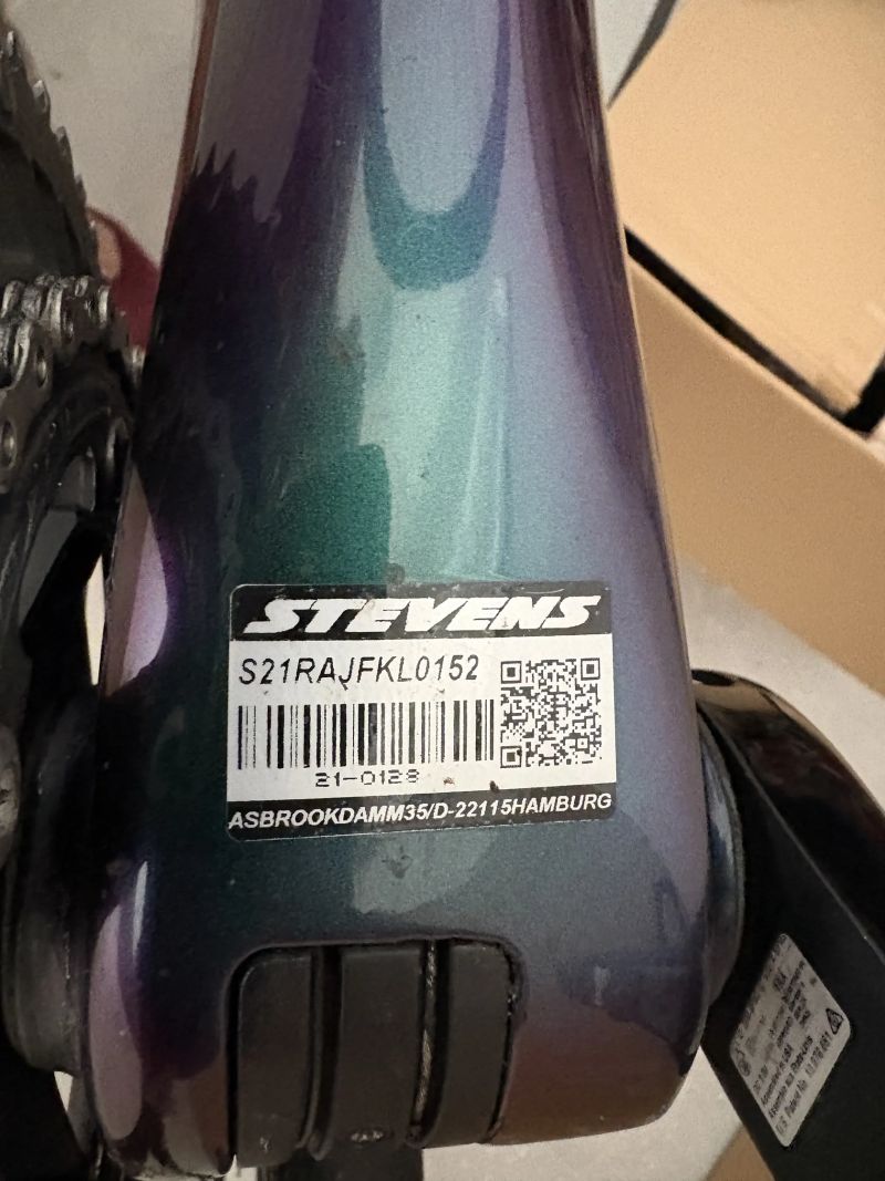 Stevens Izoard Disc 2022 wattmetr +Roval C38