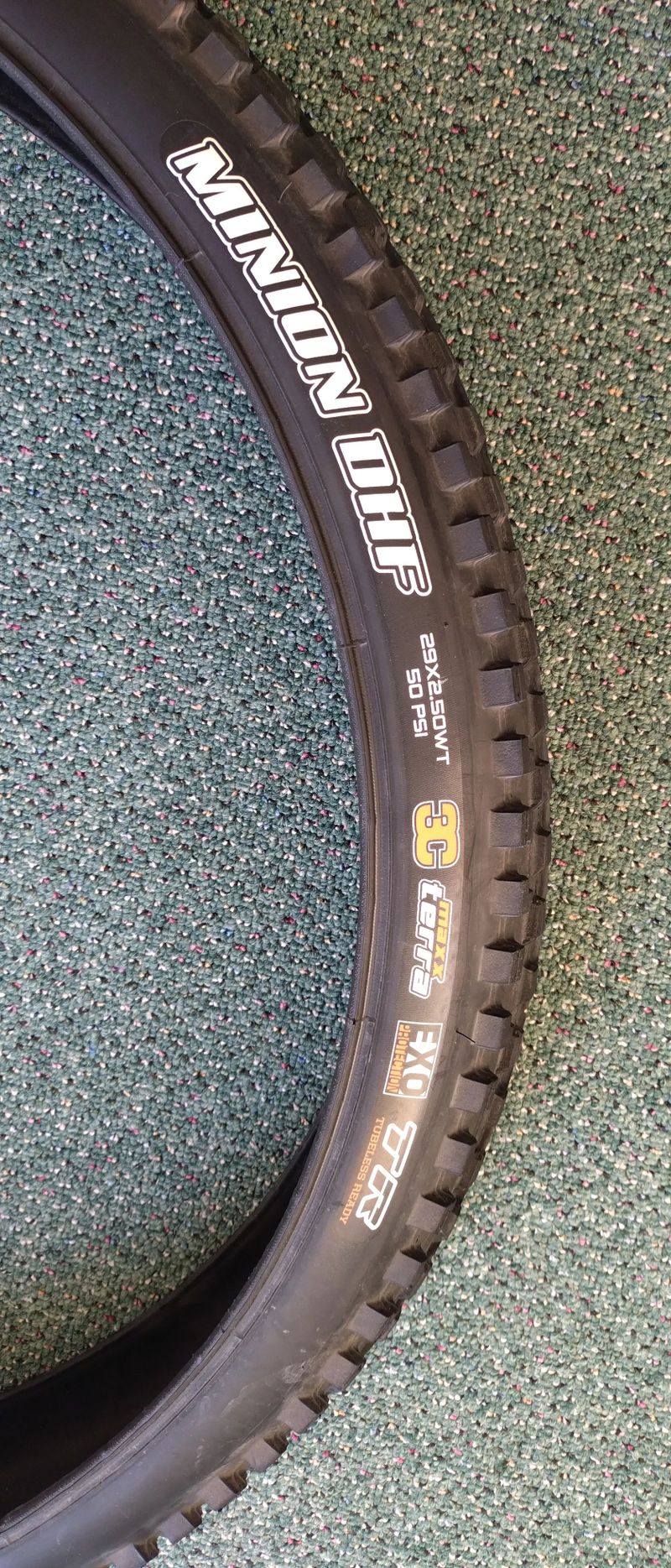 2x Maxxis Minion DHR DHR 29-2,50 + 27,5-2,60