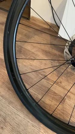 Zapletena kola silnični kola IDEA R35