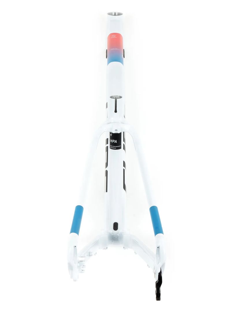 Cube Aim 27 1x11 grafitová S 2026