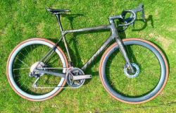 Time ADHX Gloss Carbon M + bike fit, možnost konfigurace
