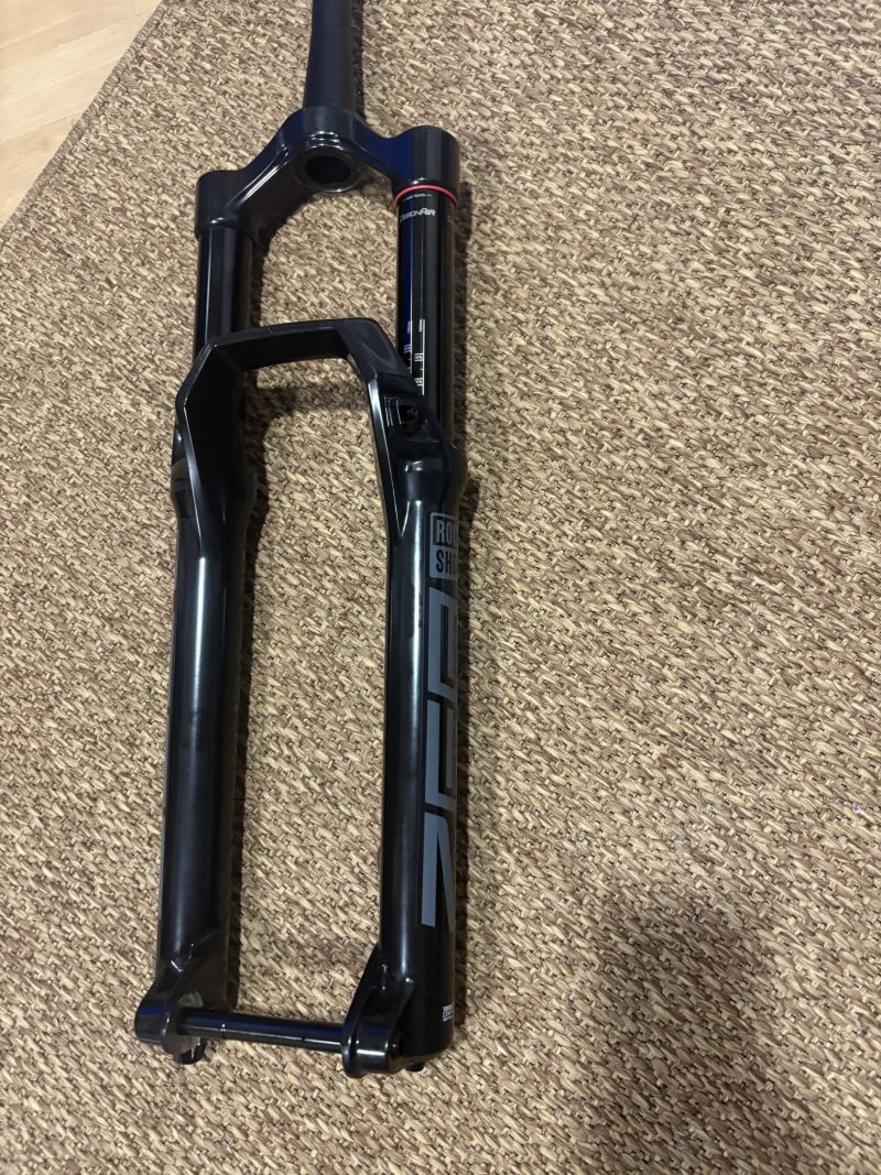 Rock Shox Zeb Base
