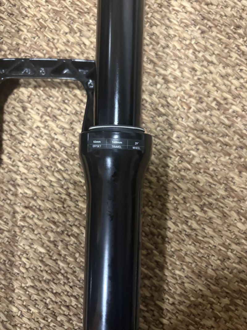 Rock Shox Zeb Base