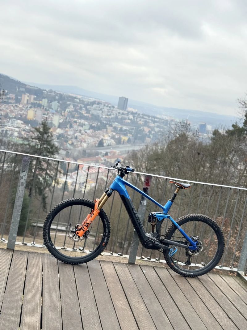 Cube Stereo Hybrid 160 hpc action team 750