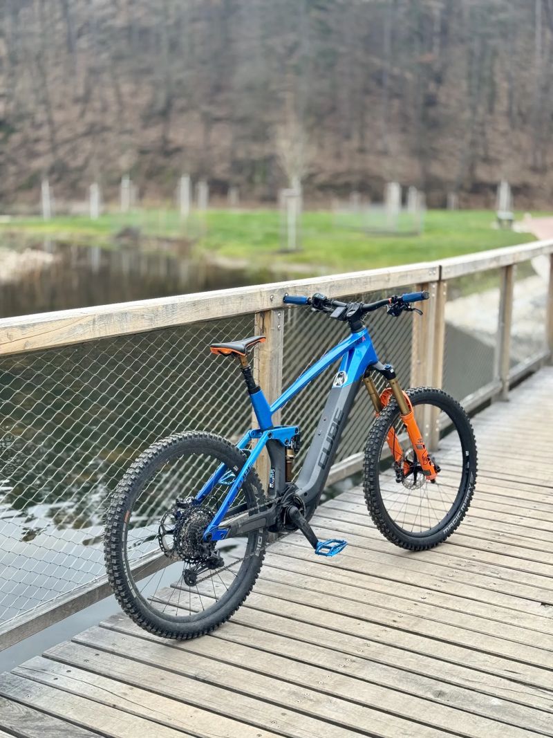 Cube Stereo Hybrid 160 hpc action team 750