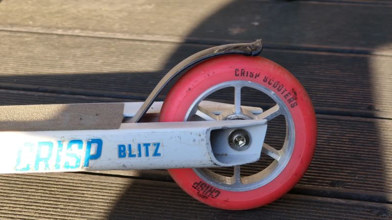 Koloběžka CRISP BLITZ