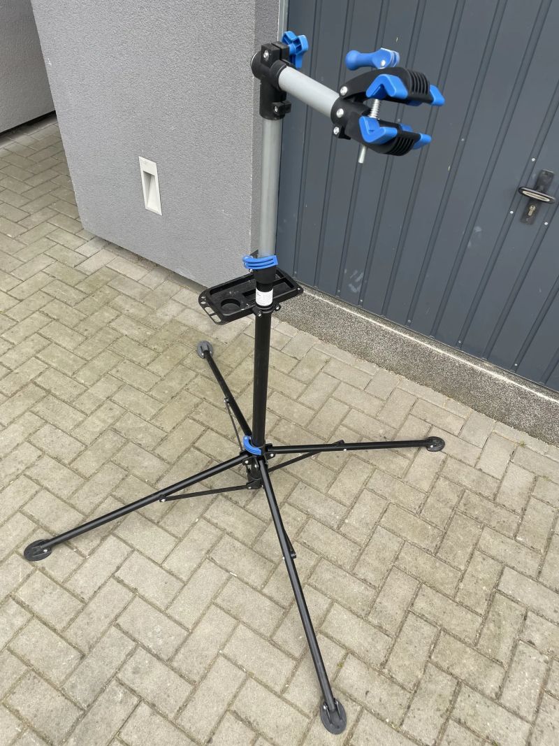 Montážní stojan na kolo