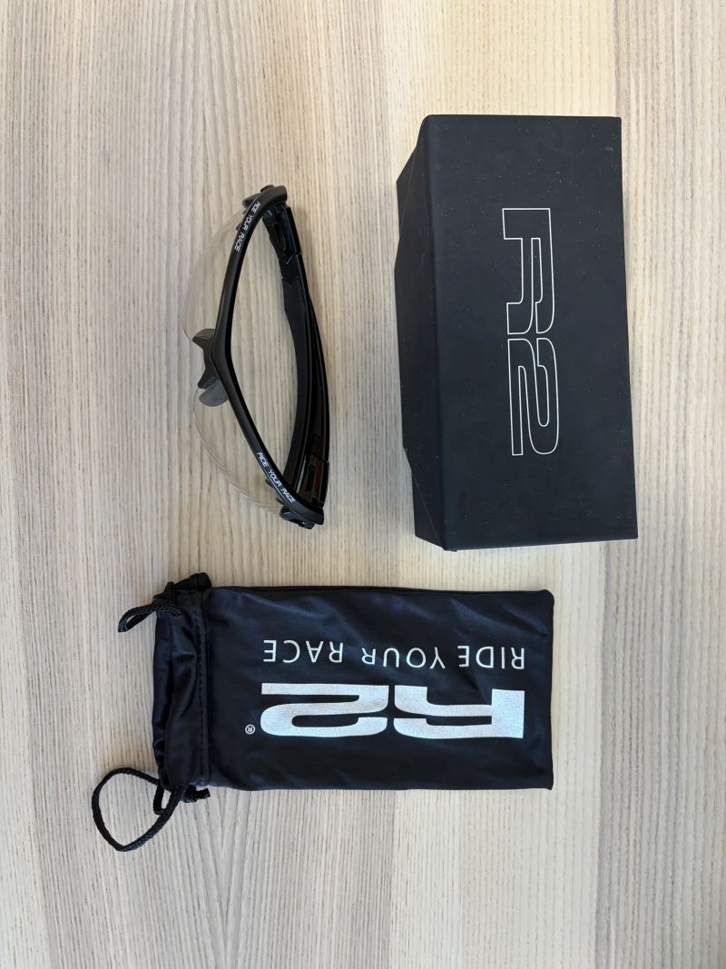 R2 Crown Photochromic Black Matt