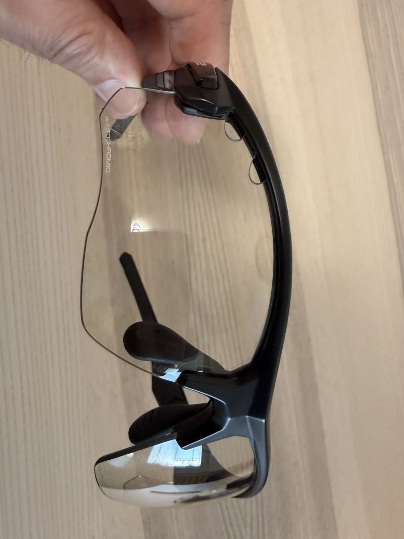 R2 Crown Photochromic Black Matt