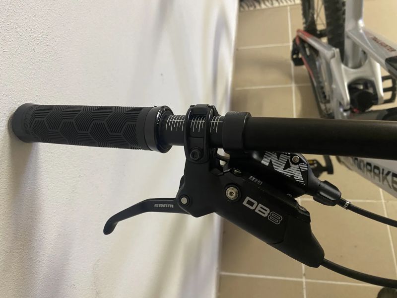 Elektrokolo Mondraker Dune R 2024 vel. L Bosch SX 19,9kg carbon 