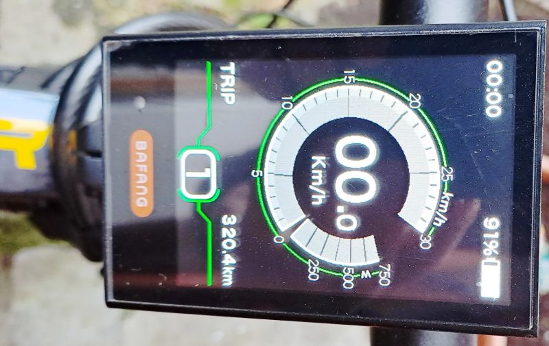 Lectron Voyager MRS Cross 29 – pánské elektrokolo, perfektní stav, 300 km, záruka do 29. 4. 2026