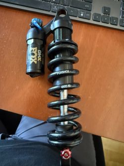 Tlumič pružinový Fox DHX Performance, Coil, 2 pos adj, 230x65mm, Coil 400x2.80